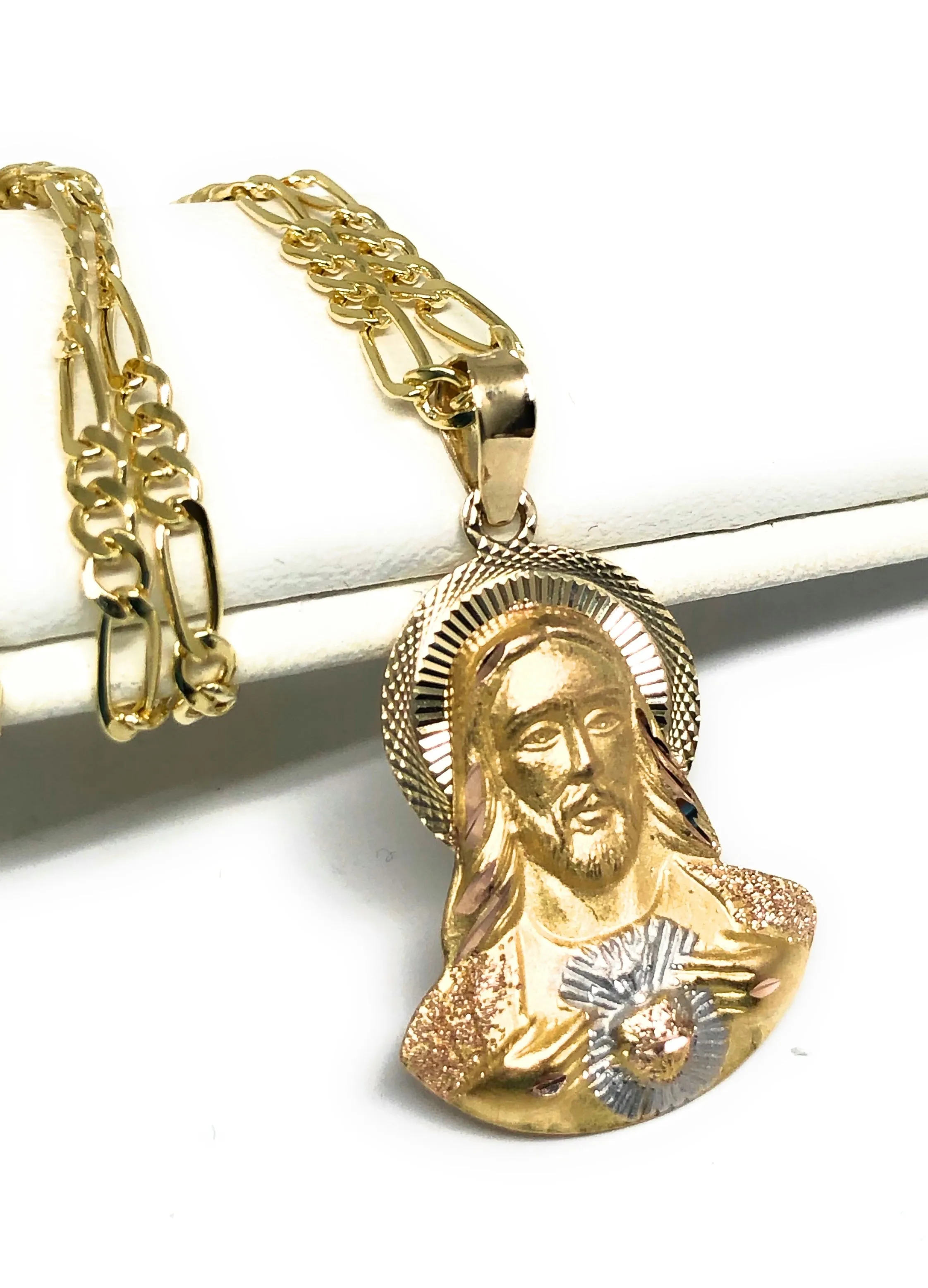 14k Solid Gold Yellow Gold Classic Jesus Sagrado Corazon Pendant Necklace Figaro Chain