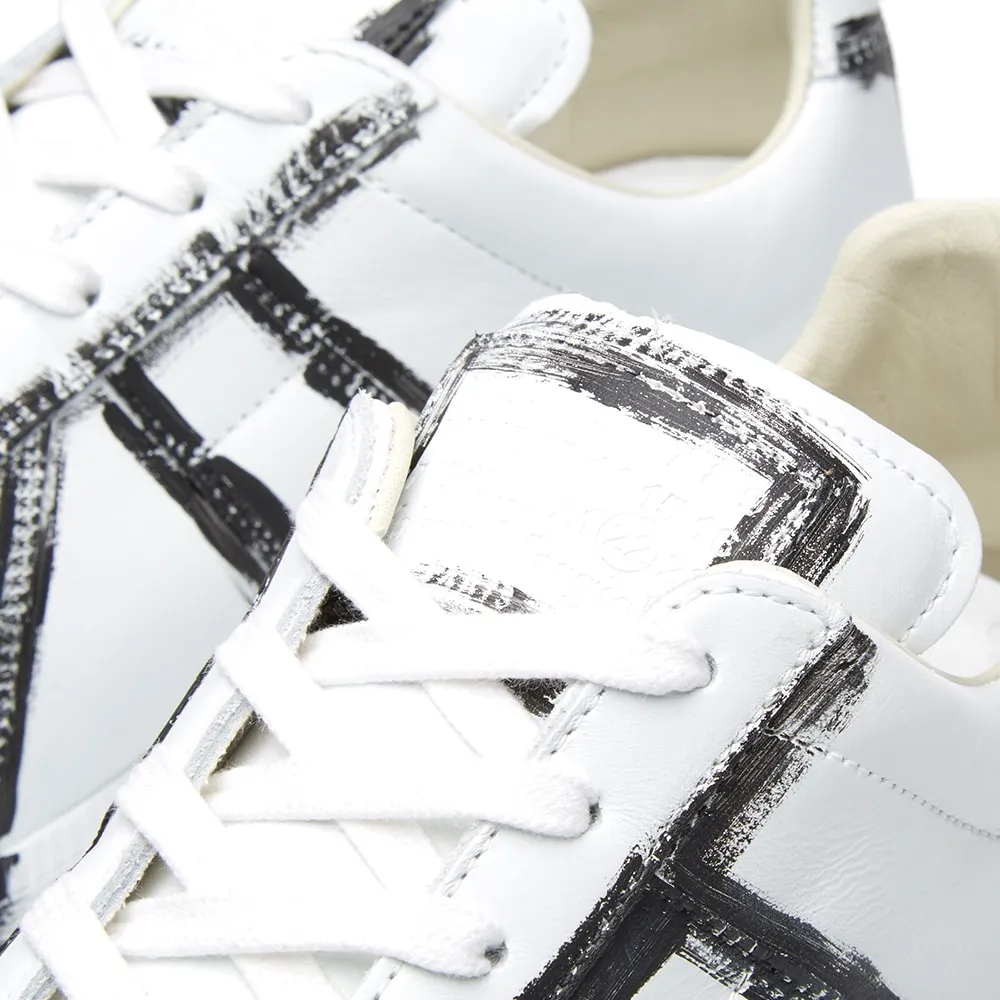 Maison Margiela 22 Replica Low Painted Seam SneakerWhite & Black