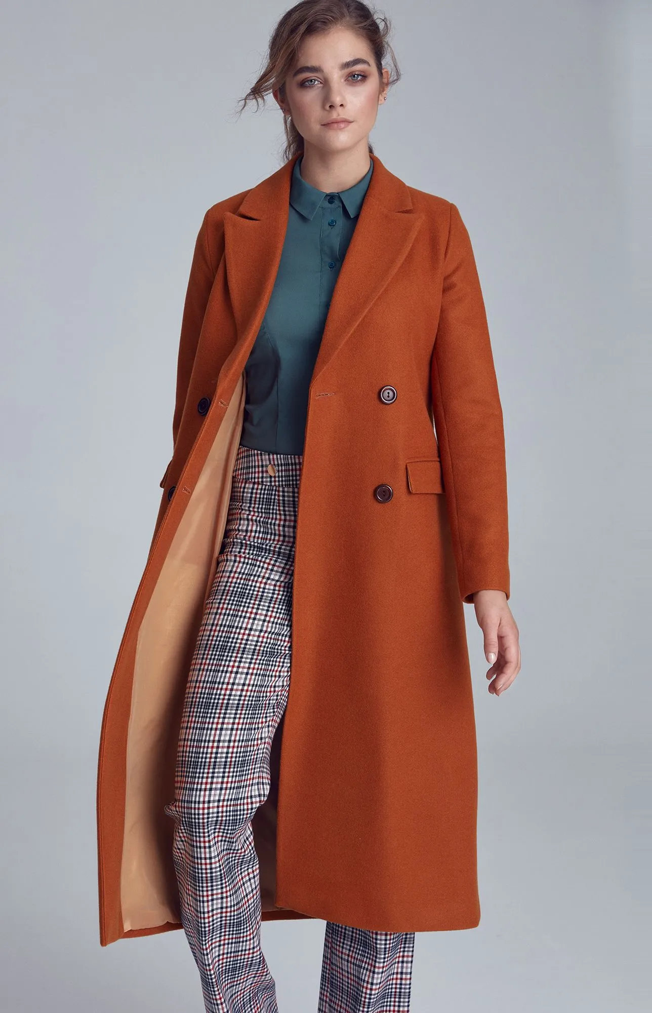 Manteau long double boutonnage camel