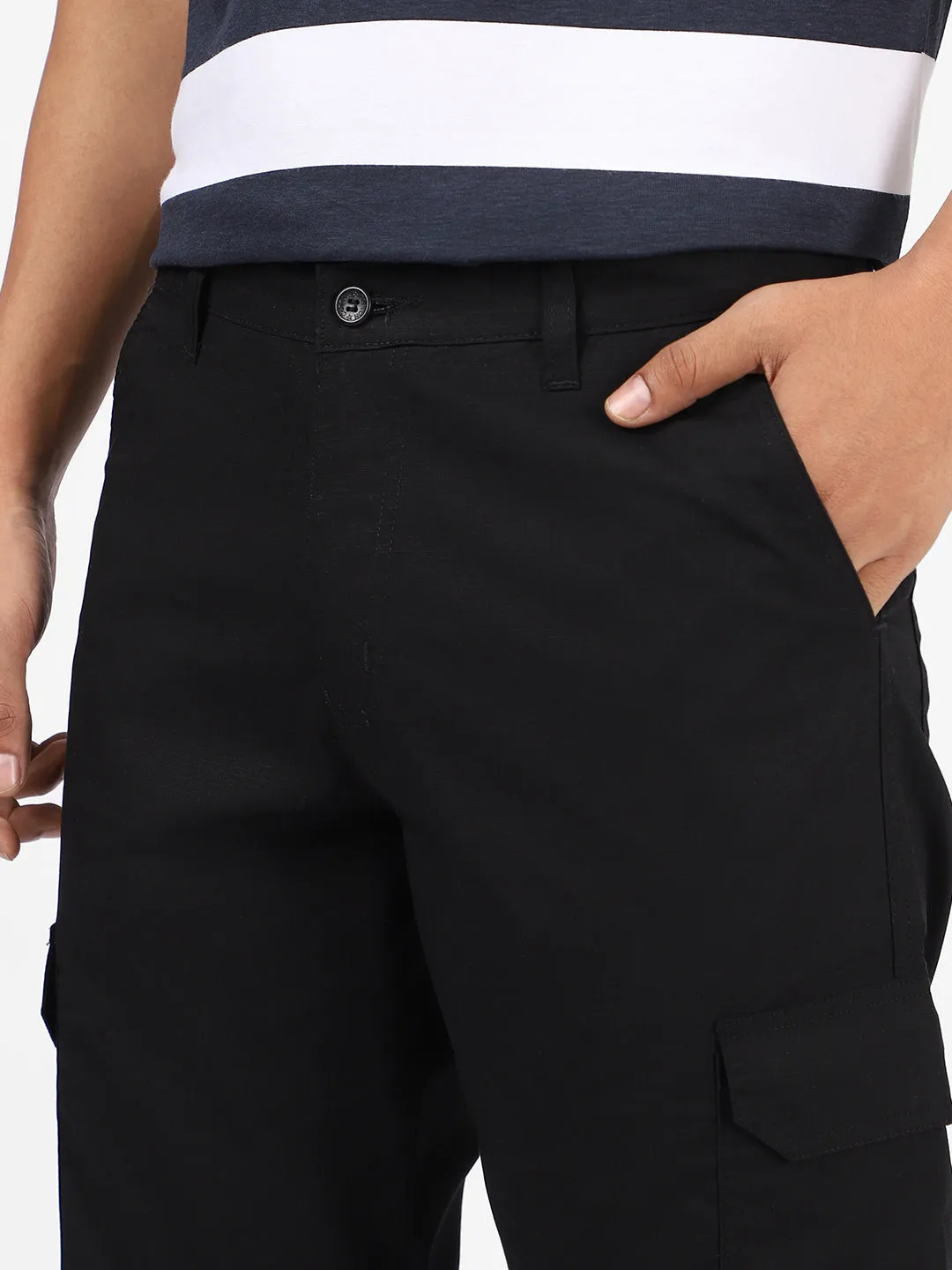 Men's Black Regular Fit Solid Cargo Chino Pant with 6 Pockets