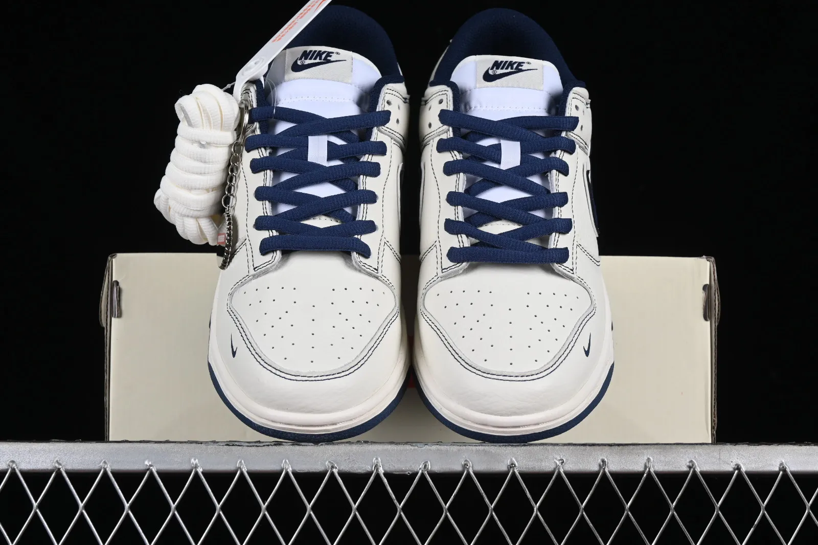 Nike SB Dunk Low UN Off White Midningt Navy FC1688-138