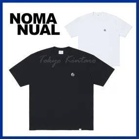 NOMANUAL  |Unisex Street Style Logo T-Shirts