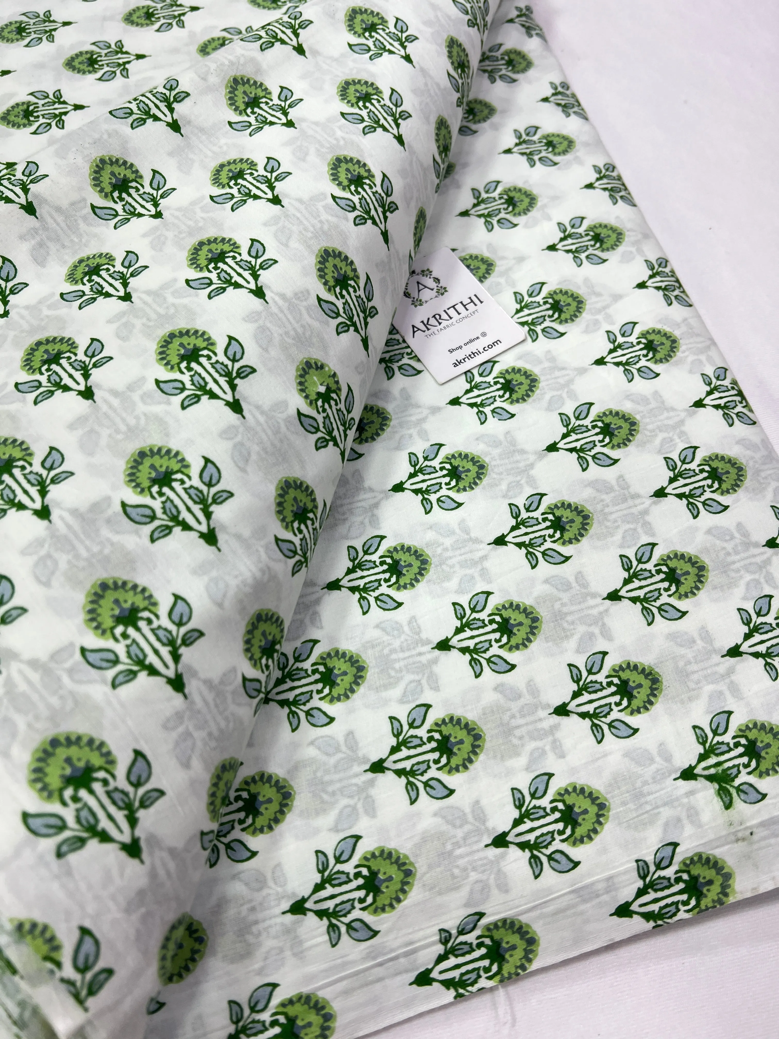 Printed pure cotton fabric