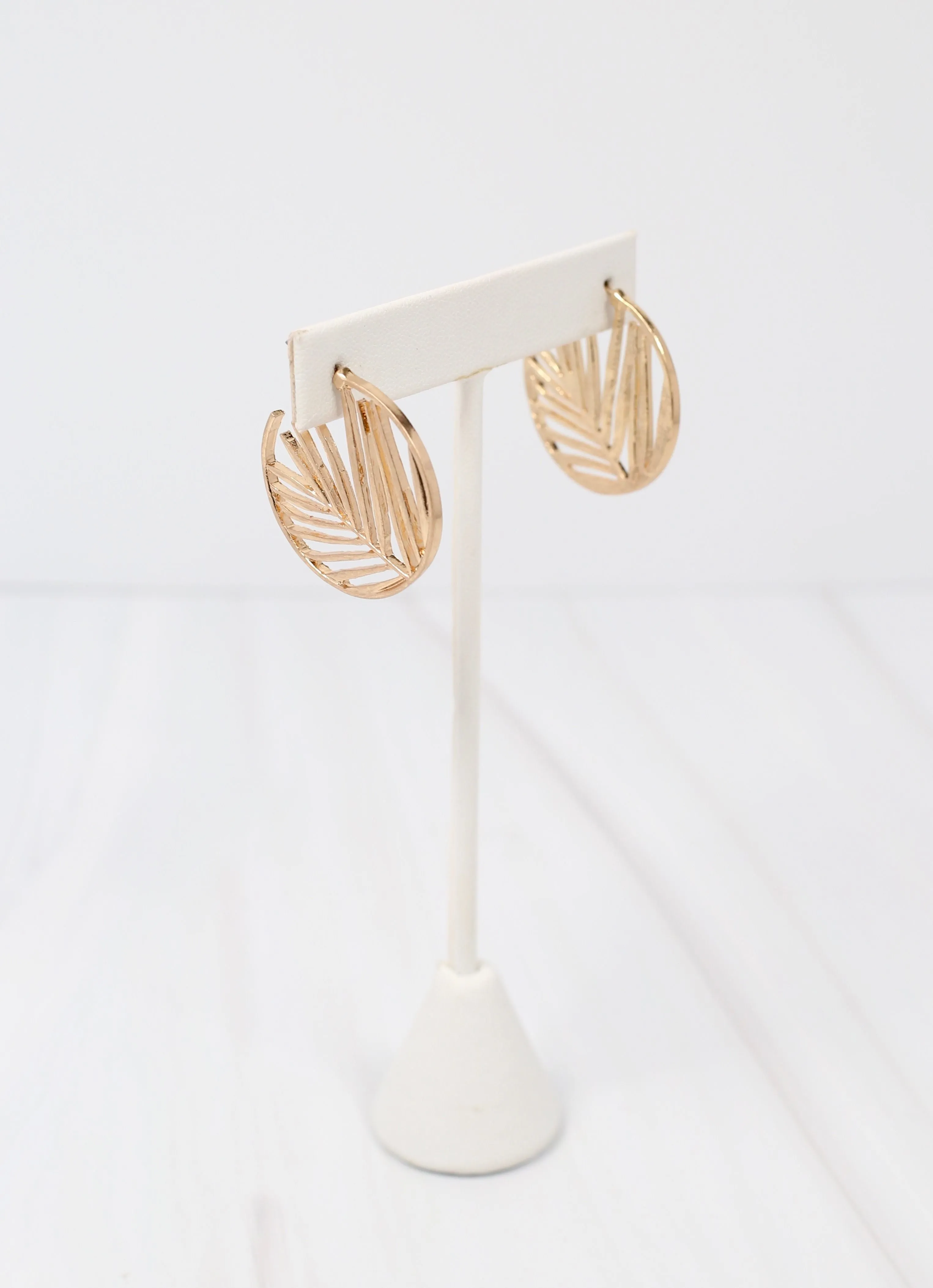 Stormare Cutout Hoop Earring GOLD