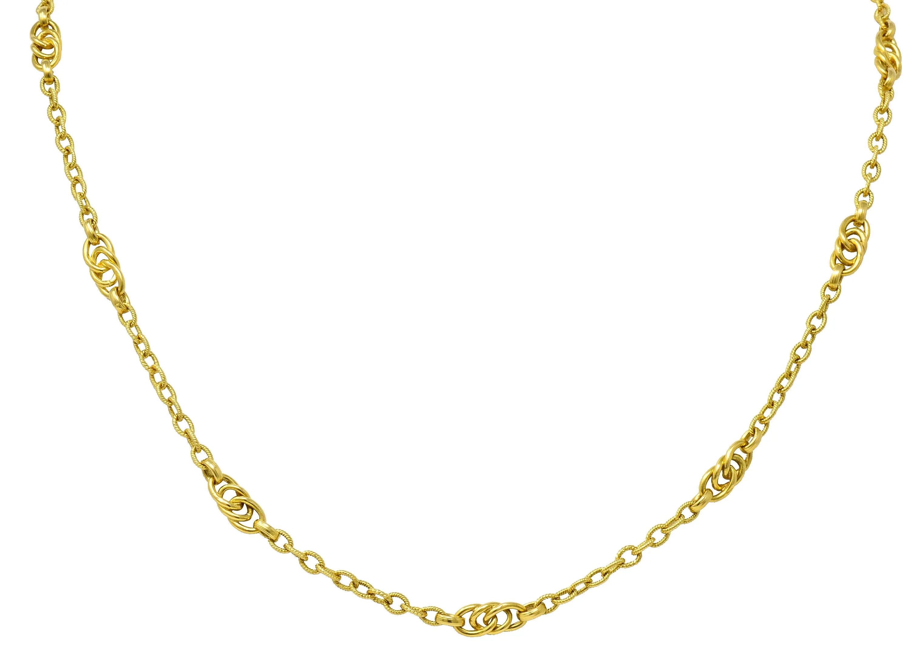 Vintage Italian 18 Karat Gold 30 Inch Long Chain Necklace