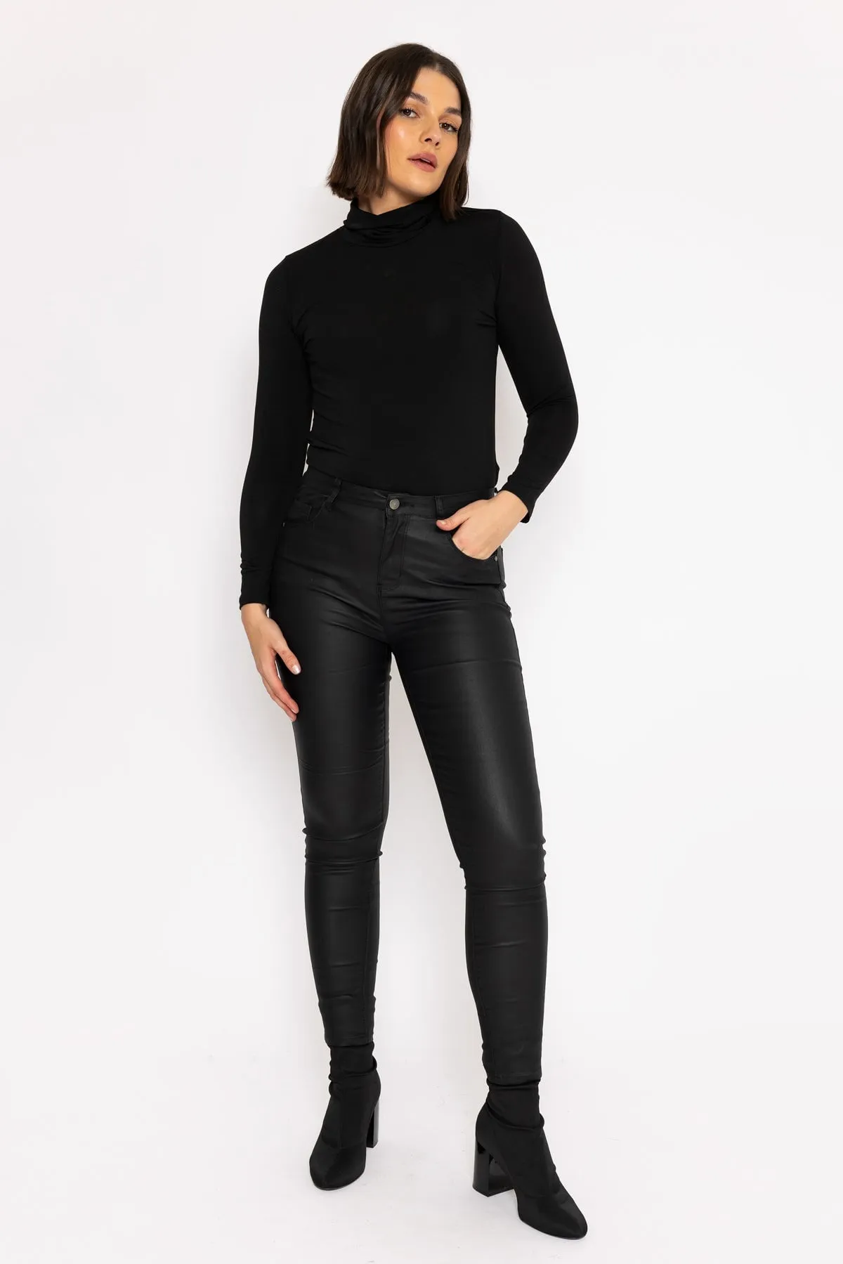 Waxed Skinny Pants in Black